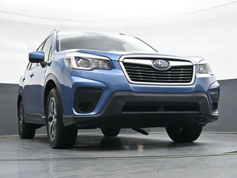 Used 2019 Subaru Forester Premium image 40