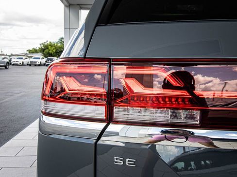 New 2026 Volkswagen Atlas SE FWD image 15