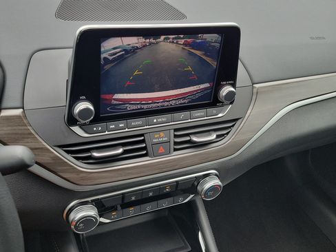 Certified 2023 Nissan Altima 2.5 SV FWD image 26