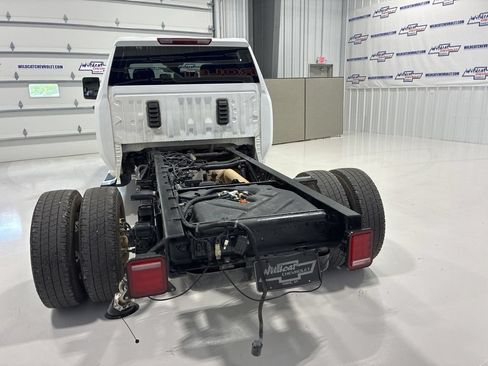 Used 2024 Chevrolet Silverado 3500 W/T w/ WT Convenience Package AWD/4WD image 5