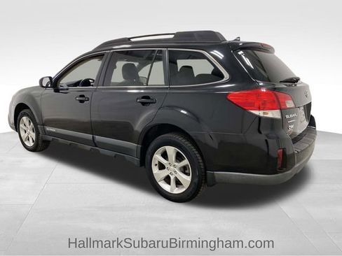 Used 2014 Subaru Outback 3.6R Limited w/ Moonroof Package image 4