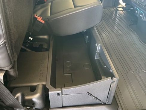 New 2025 Ford F150 Raptor w/ Equipment Group 803A Raptor R image 18