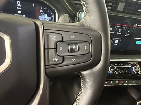 Used 2025 GMC Sierra 1500 Denali Ultimate AWD/4WD image 18