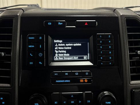 Used 2022 Ford F250 XL w/ Power Equipment Group AWD/4WD image 31