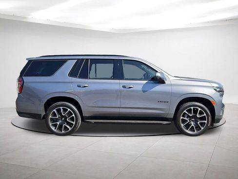 Used 2021 Chevrolet Tahoe RST w/ Luxury Package AWD/4WD image 8