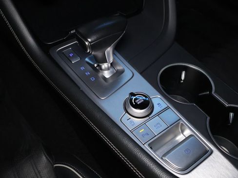 Used 2020 Genesis G70 2.0T w/ Elite Package image 38