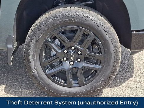 Used 2026 Chevrolet Silverado 1500 LT Trail Boss w/ Dark Appearance Package AWD/4WD image 28