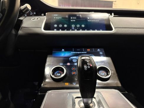 Used 2020 Land Rover Range Rover Evoque SE AWD/4WD image 27