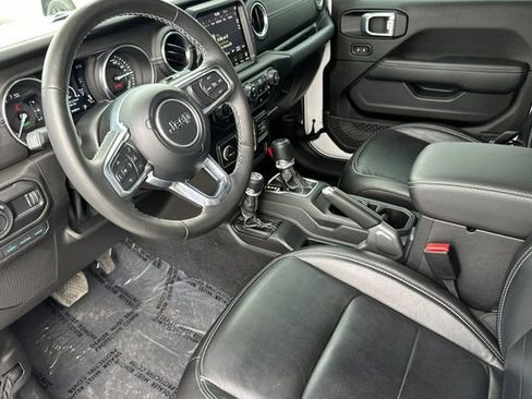 Certified 2023 Jeep Wrangler Unlimited Sahara w/ Cold Weather Group image 10