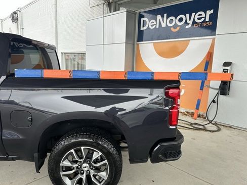 Certified 2023 Chevrolet Silverado 1500 RST image 16