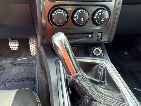 Used 2009 Dodge Challenger R/T image 23