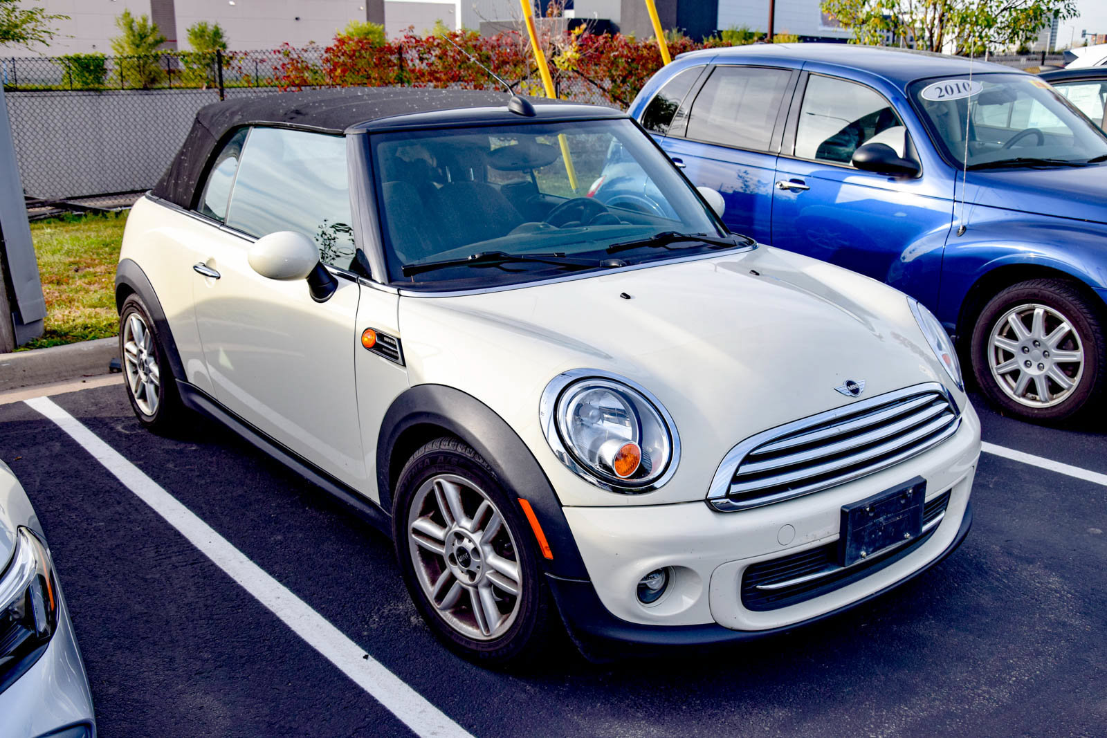 Used 2011 MINI Cooper Convertible FWD image 14
