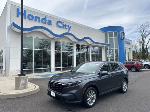 Used 2023 Honda CR-V EX image 2
