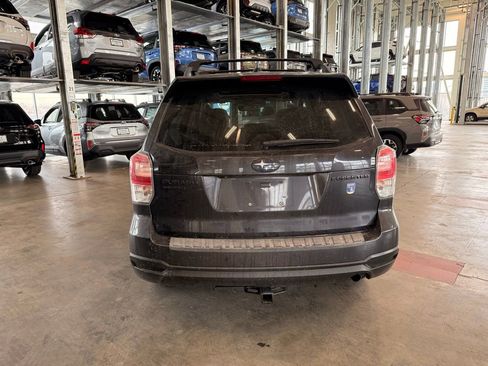 Used 2018 Subaru Forester 2.5i Premium image 4