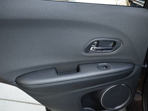 Used 2022 Honda HR-V EX image 23