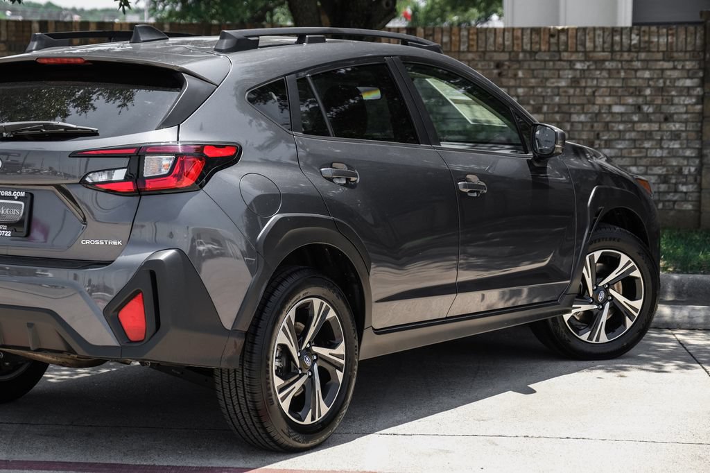 Used 2024 Subaru Crosstrek 2.0i Premium AWD/4WD image 17