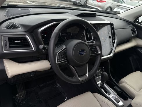 Used 2023 Subaru Ascent Limited w/ Technology Package image 16