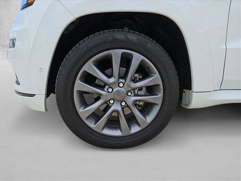 Used 2019 Jeep Grand Cherokee High Altitude RWD image 23