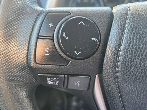 Certified 2018 Toyota RAV4 LE w/ All Weather Liner Package image 21