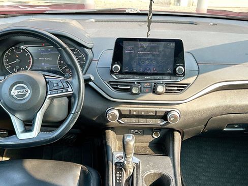 Used 2020 Nissan Altima 2.5 SR FWD image 19