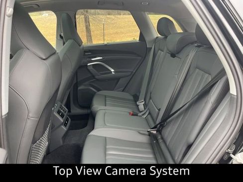 New 2025 Audi Q5 Prestige image 25