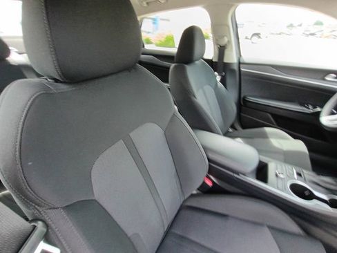 Used 2022 Kia K5 LXS FWD image 19