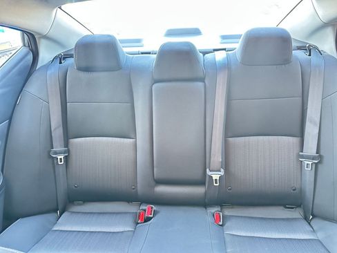 Used 2024 Nissan Altima 2.5 SV image 38