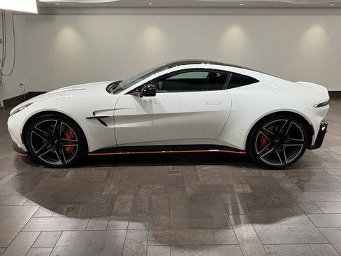 New 2026 Aston Martin V8 Vantage Coupe image 22