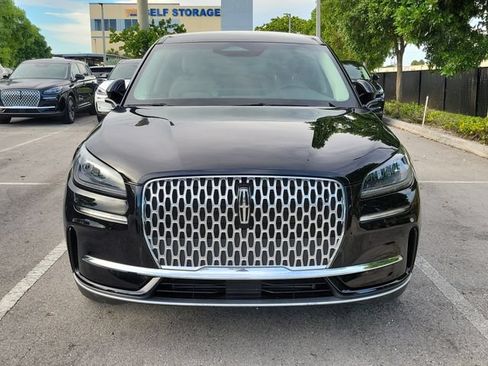 Certified 2024 Lincoln Corsair FWD image 2