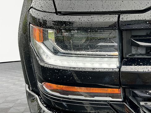 Used 2019 Chevrolet Silverado 1500 LT w/ All Star Edition AWD/4WD image 32