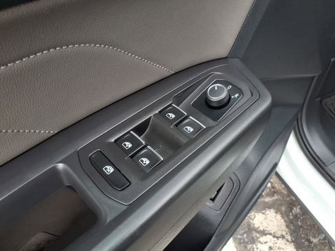 Used 2022 Volkswagen Atlas SE image 15