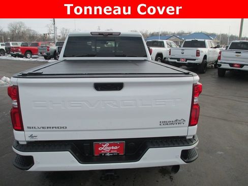 Used 2022 Chevrolet Silverado 2500 High Country image 6