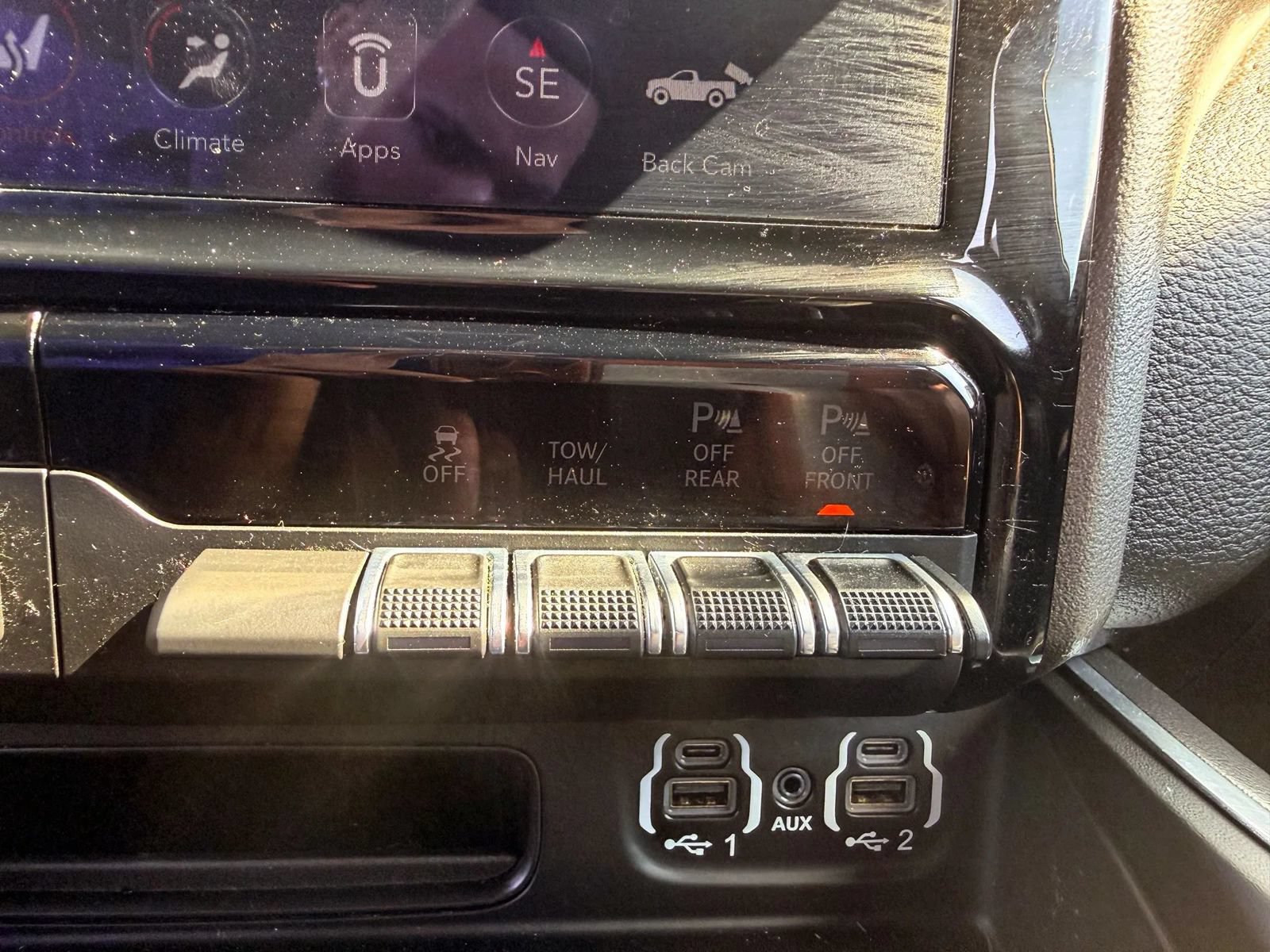 Used 2021 RAM 1500 Laramie AWD/4WD image 39