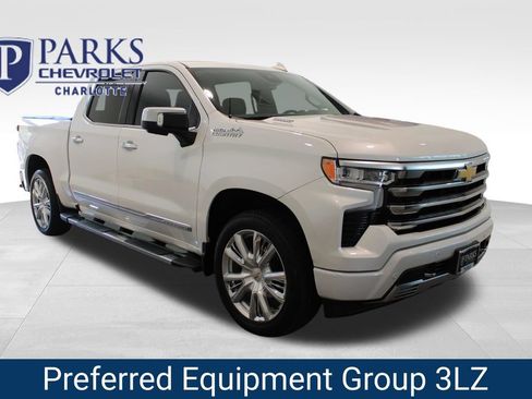 Certified 2024 Chevrolet Silverado 1500 High Country w/ High Country Premium Package AWD/4WD image 1