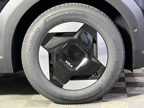 New 2026 Kia EV9 Wind image 10