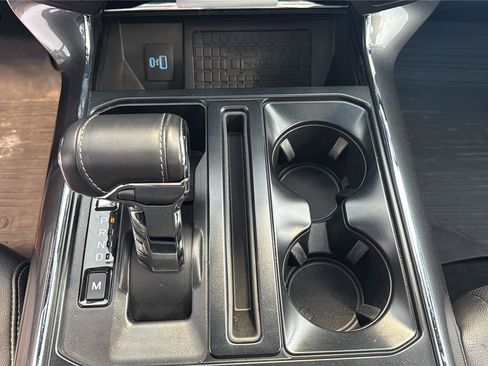 Used 2023 Ford F150 Lariat w/ Equipment Group 502A High AWD/4WD image 24