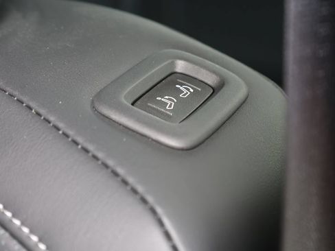 Certified 2025 INFINITI QX80 Luxe RWD image 23