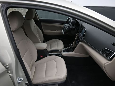 Used 2017 Hyundai Elantra Value Edition w/ Cargo Package image 24