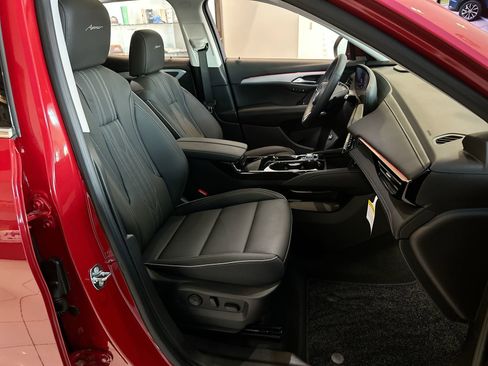 New 2025 Buick Envision Avenir image 24