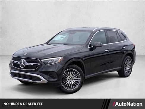 Used 2026 Mercedes-Benz GLC 300 image 1
