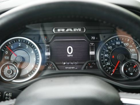 Used 2022 RAM 1500 Big Horn AWD/4WD image 19