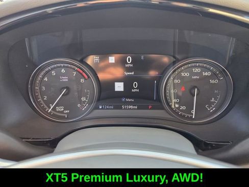 Used 2021 Cadillac XT5 Premium Luxury image 29