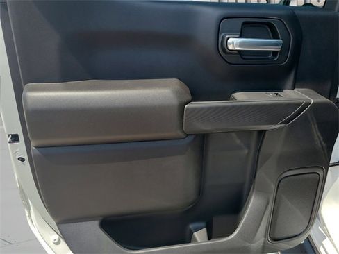 New 2026 Chevrolet Silverado 1500 Custom image 30