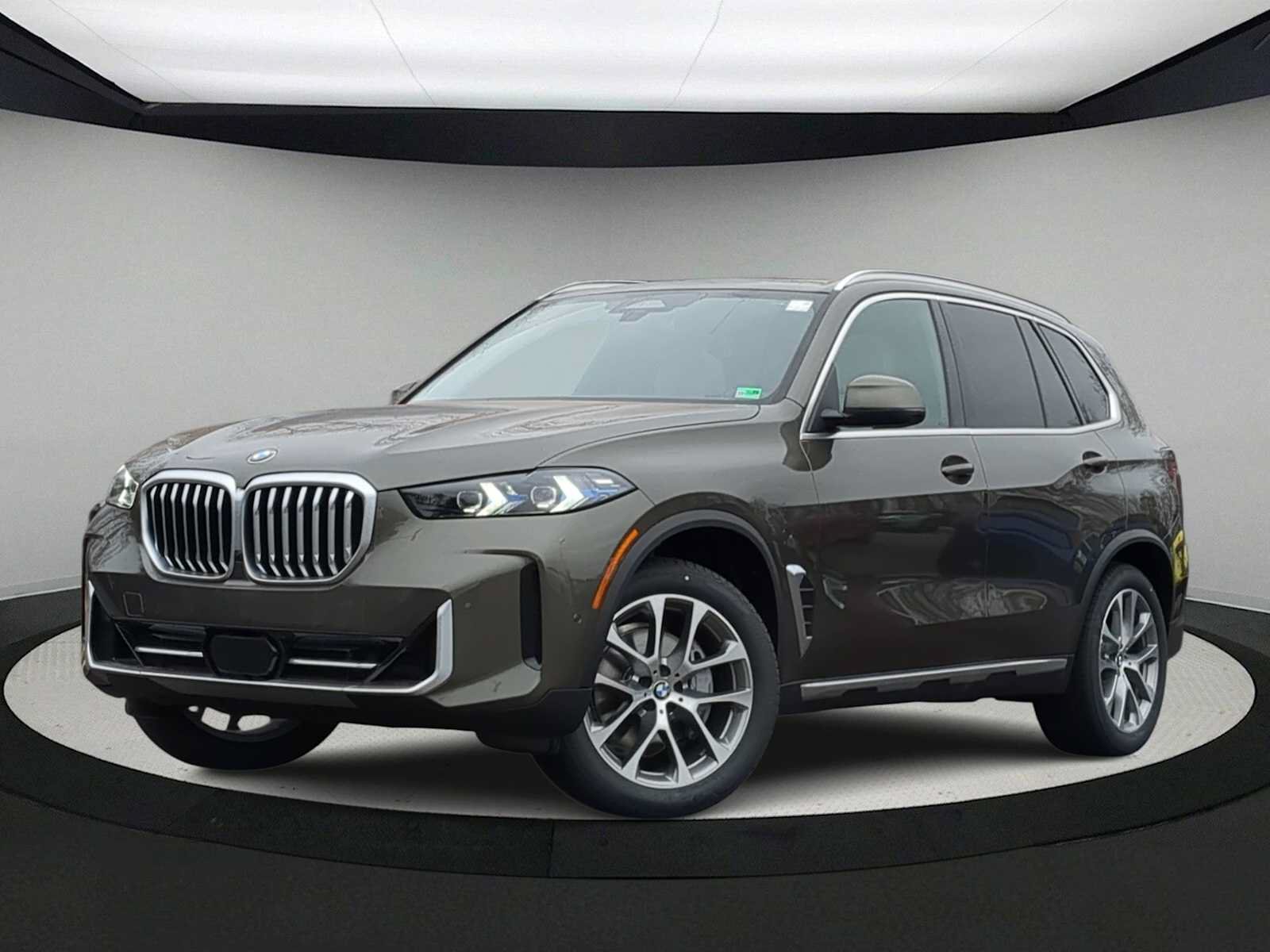 Used 2026 BMW X5 xDrive40i w/ Executive Package AWD/4WD image 1