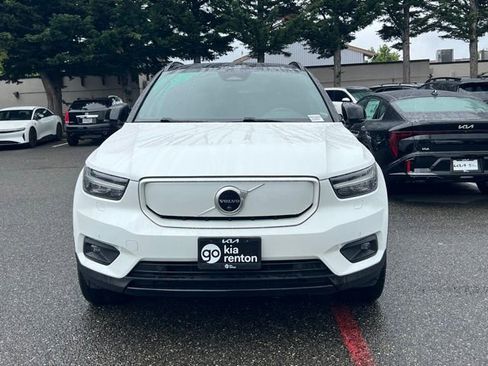 Used 2022 Volvo XC40 P8 Recharge Ultimate AWD/4WD image 4