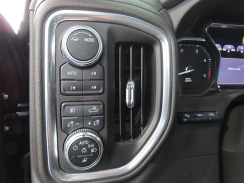 Used 2023 GMC Sierra 2500 Denali w/ Denali Black Diamond Edition AWD/4WD image 14