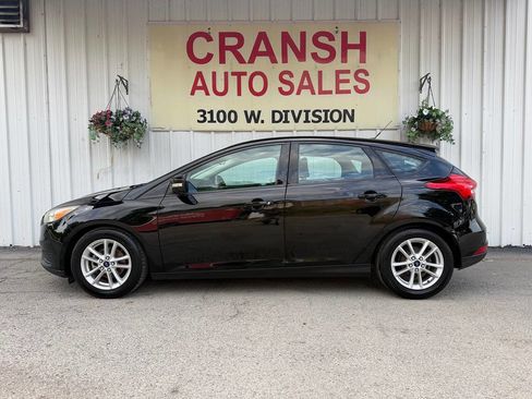 Used 2016 Ford Focus SE FWD image 10
