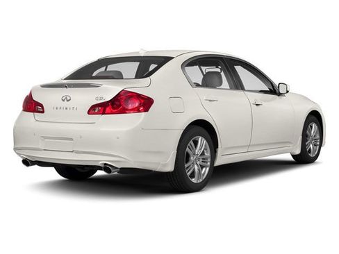 Used 2013 INFINITI G37 Journey w/ Premium Pkg image 2