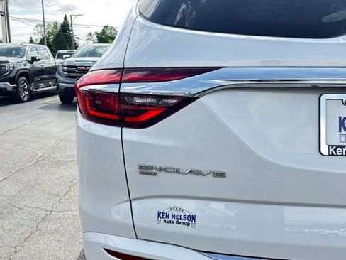 Used 2020 Buick Enclave Avenir w/ Avenir Technology Package AWD/4WD image 9