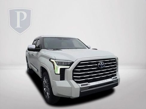 Used 2024 Toyota Tundra Capstone AWD/4WD image 13